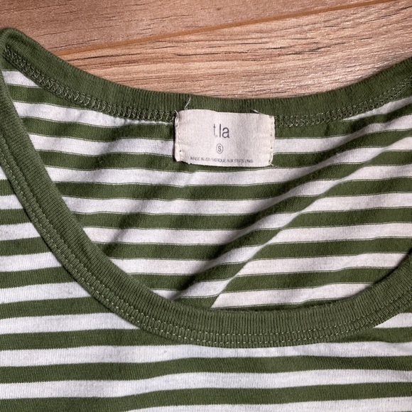 🛍️[DONATED] T.La | Olive Green & White striped shirt with floral accent sleeve - Picture 3 of 5